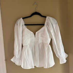 NWOT peasant style blouse